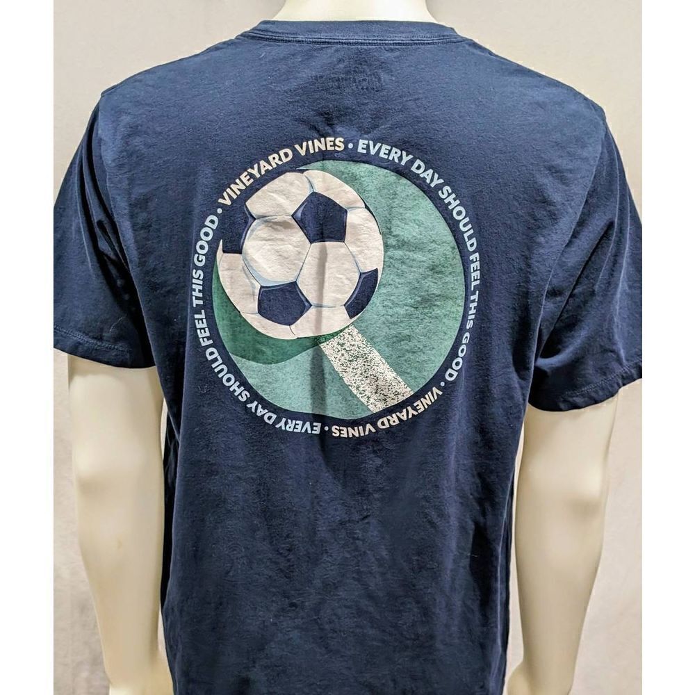 Vineyard vines soccer tee‎
